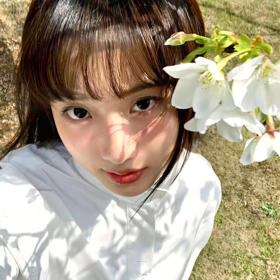 Qros之女以独家新闻为名的疯狂